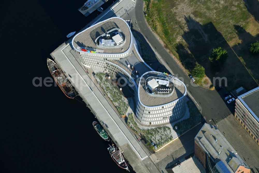 Rostock from the bird's eye view: Office building AIDA Cruises - German Branch of Costa Crociere S.p.A. in Rostock in the state Mecklenburg - Western Pomerania, Germany