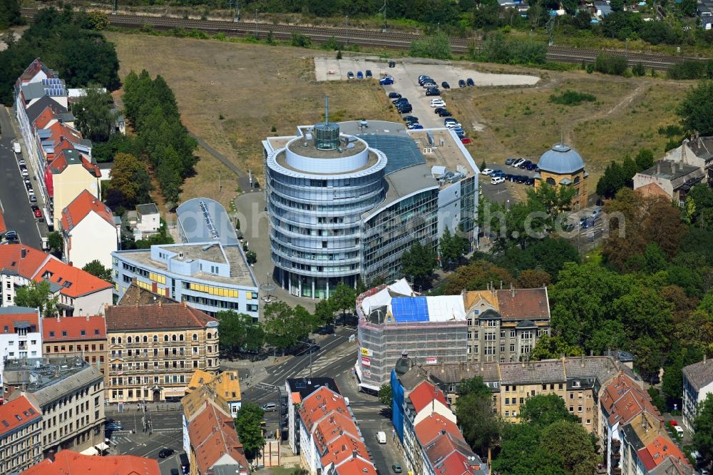 Leipzig from the bird's eye view: Office building AOK PLUS - Filiale Leipzig Volkmarsdorf in the district Volkmarsdorf in Leipzig in the state Saxony