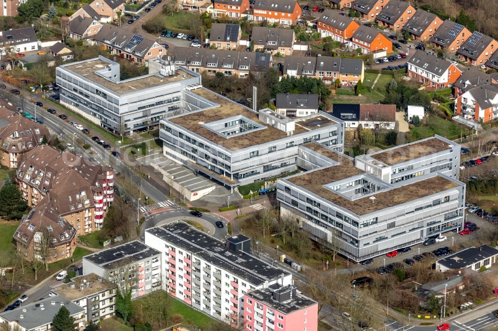 Mülheim an der Ruhr from the bird's eye view: Office building of Aon Beteiligungsmanagement Deutschland GmbH & Co. KG and of enerson AG on Luxemburger Allee in Muelheim on the Ruhr in the state North Rhine-Westphalia, Germany