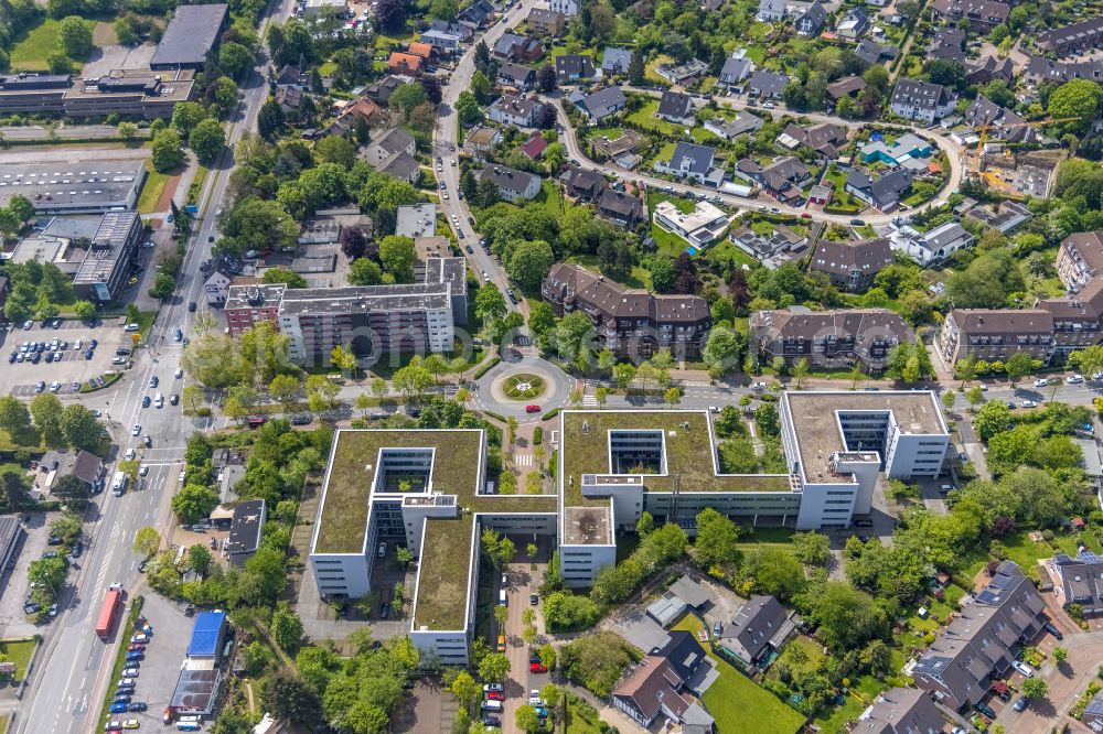 Mülheim an der Ruhr from the bird's eye view: Office building Aon Hewitt GmbH in Muelheim on the Ruhr at Ruhrgebiet in the state North Rhine-Westphalia, Germany