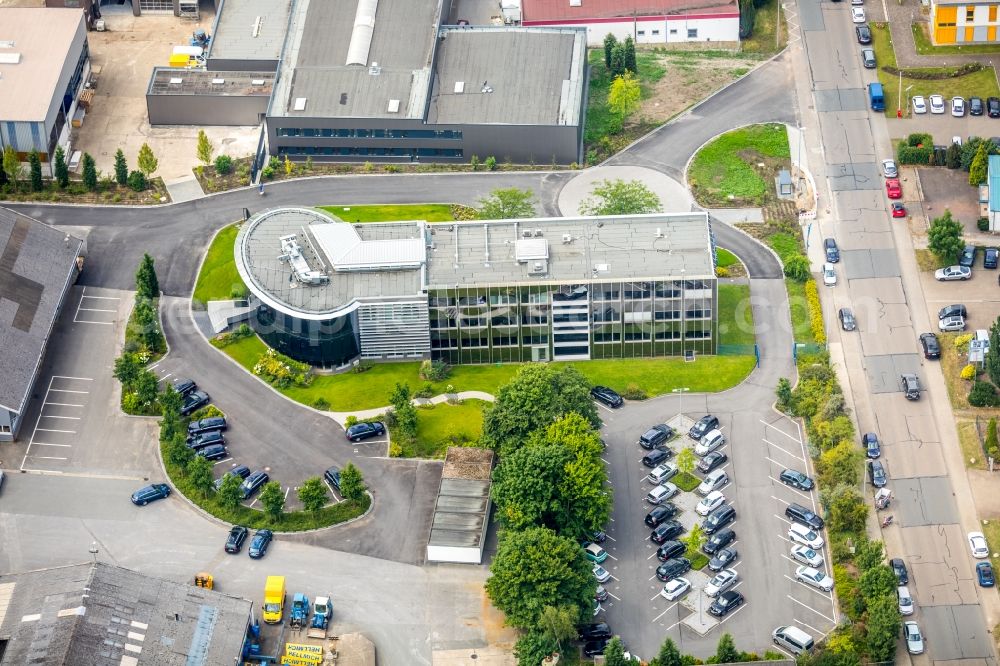 Aerial image Dinslaken - Office building Baugesellschaft Walter Hellmich GmbH on Lanterstrasse in Dinslaken in the state North Rhine-Westphalia, Germany