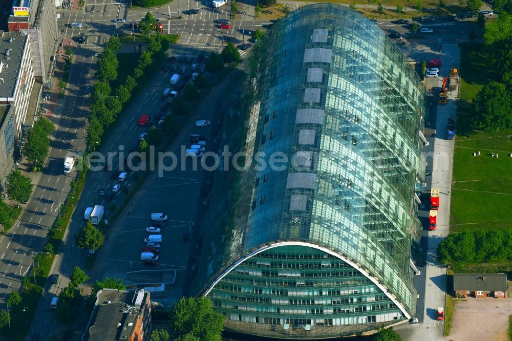 Hamburg from the bird's eye view: Office building Berliner Bogen on Anckelmonnsplatz - Stoltenpark in Hamburg, Germany