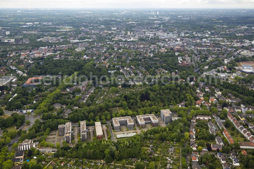 Aerial photograph Bochum - Office building an der Wasserstrasse in Bochum in the state North Rhine-Westphalia