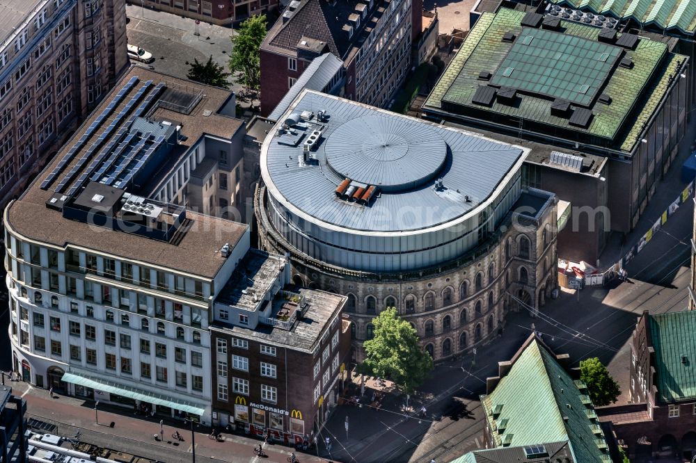 Aerial image Bremen - Office building on street Am Dom in the district Altstadt in Bremen, Germany