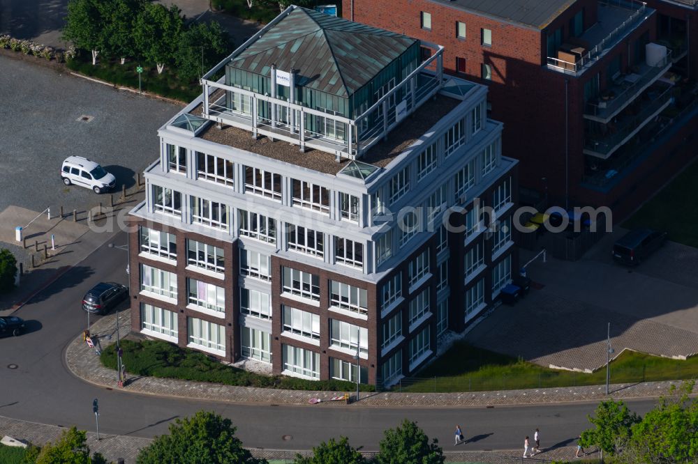 Bremerhaven from above - Office building on street Am Leuchtturm in the district Mitte-Sued in Bremerhaven in the state Bremen, Germany