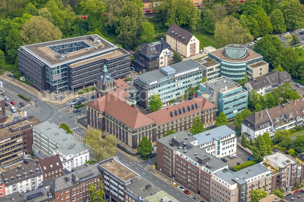 Aerial photograph Essen - Office building EMSCHERGENOSSENSCHAFT und LIPPEVERBAND on Kronprinzenstrasse in Essen at Ruhrgebiet in the state North Rhine-Westphalia, Germany