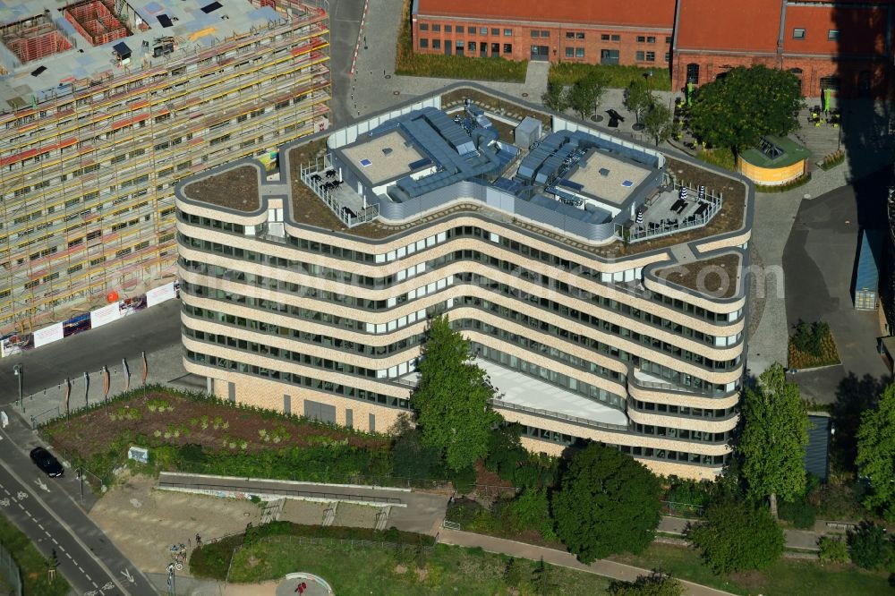 Aerial image Berlin - Office building EUREF-CAMPUS in the district Schoeneberg in Berlin, Germany