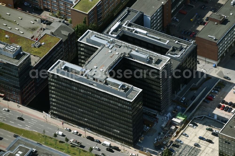 Hamburg from above - Office building Fleet Office at Heidenkampsweg in the district Hammerbrooks in Hamburg