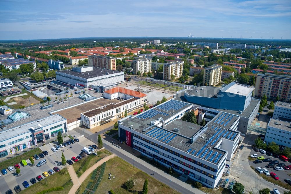 Hoyerswerda from above - Office building Forum on Lausitzhalle on place Lausitzer Platz in Hoyerswerda in the state Saxony, Germany