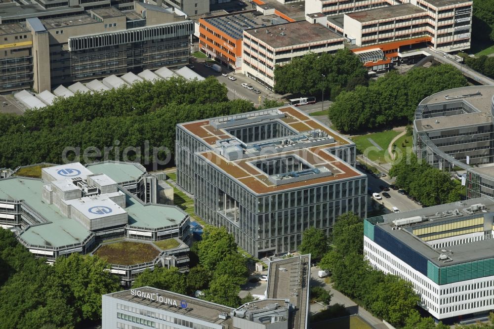 Hamburg from above - Office building of HANSAINVEST on Ueberseering destrict Winterhude in Hamburg