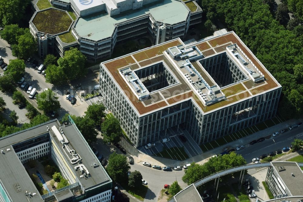 Hamburg from the bird's eye view: Office building of HANSAINVEST on Ueberseering destrict Winterhude in Hamburg