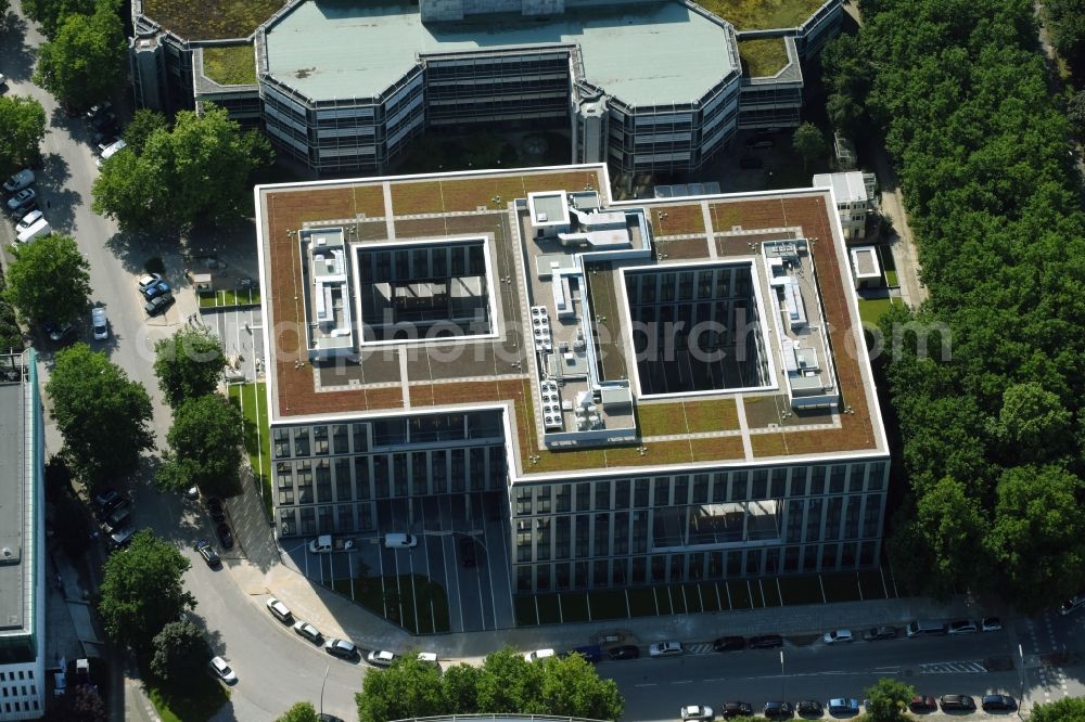 Aerial photograph Hamburg - Office building of HANSAINVEST on Ueberseering destrict Winterhude in Hamburg