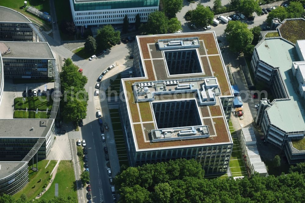 Aerial photograph Hamburg - Office building of HANSAINVEST on Ueberseering destrict Winterhude in Hamburg