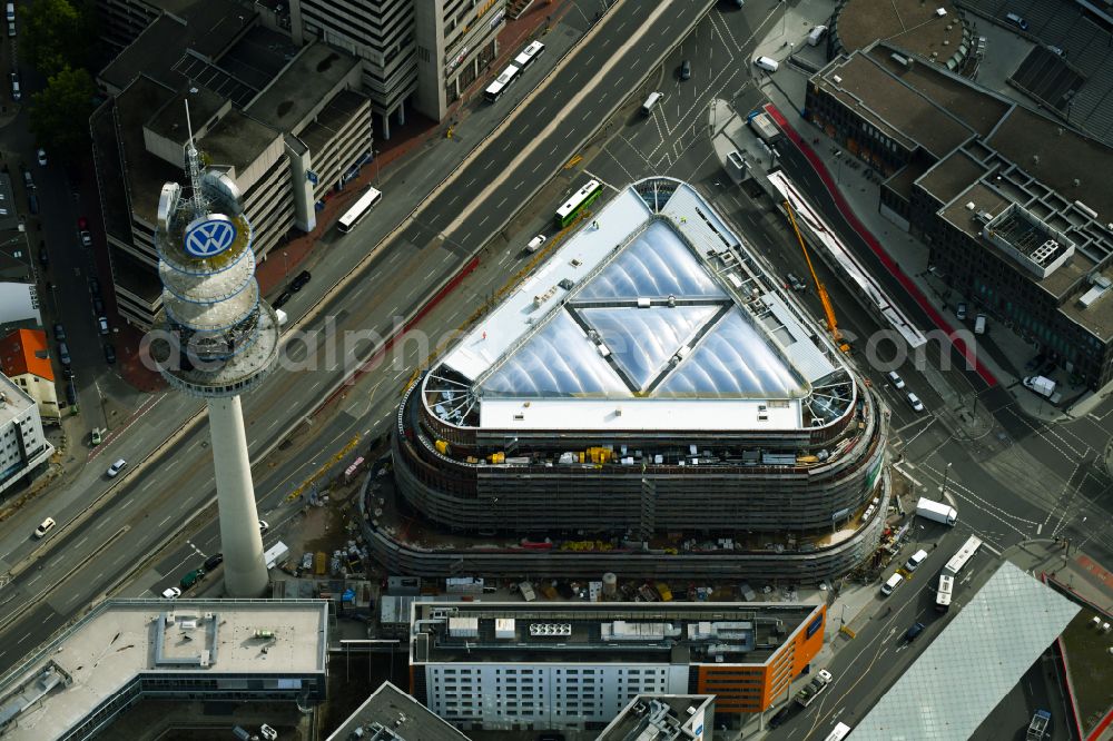 Aerial image Hannover - Office building of the administration and commercial building Headquarters of Deutsche Bahn on Rundestrasse in the Mitte district of Hanover in the state of Lower Saxony, Germany