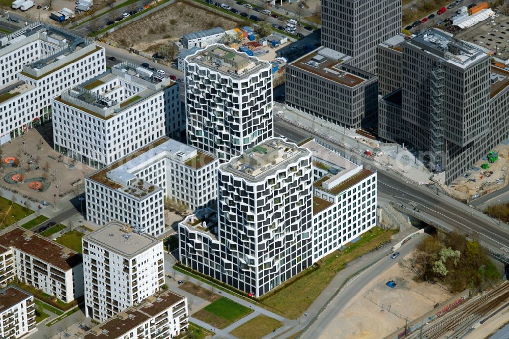 Aerial image München - Office building Hirschgarten Forum on Friedenheimer Bruecke in the district Neuhausen-Nymphenburg in Munich in the state Bavaria, Germany