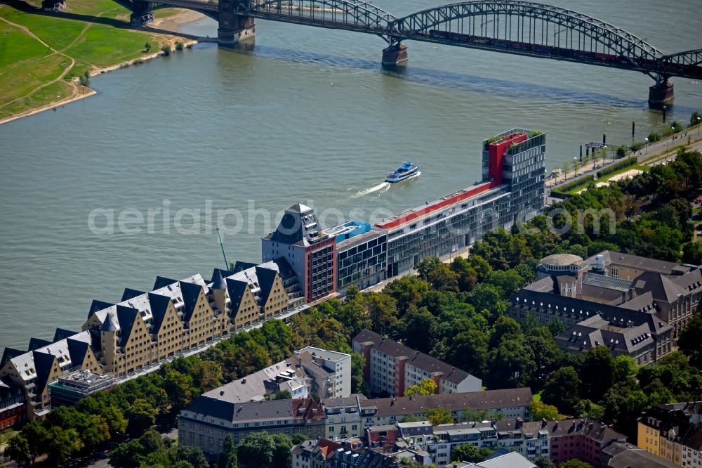 Köln from the bird's eye view: Office building on Katharina-Schauberg-Promenade in the district Neustadt-Sued in Cologne in the state North Rhine-Westphalia, Germany