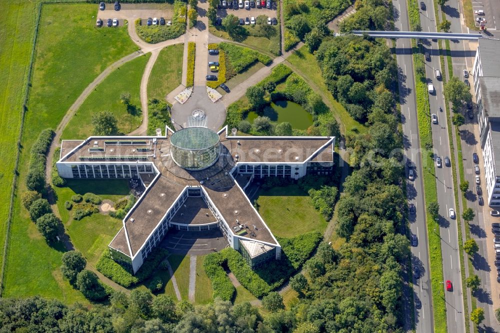 Aerial photograph Bochum - Office building of Kelvion Holding GmbH on Dorstener Strasse in Bochum in the state North Rhine-Westphalia, Germany