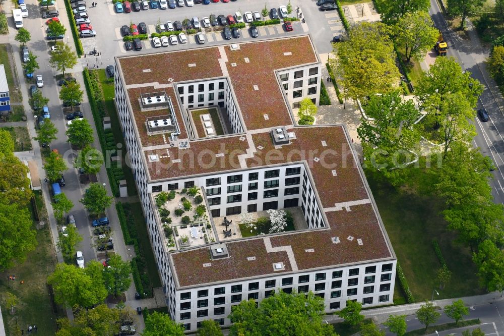 Aerial photograph Potsdam - Office building of Landesaerztekammer Brandenburg on Pappelallee in Potsdam in the state Brandenburg, Germany