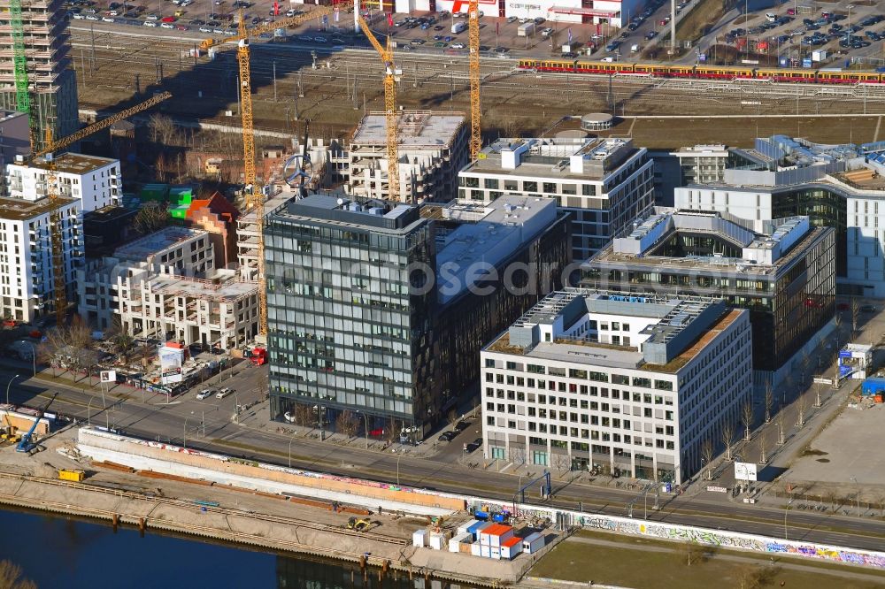 Aerial photograph Berlin - Office building M_EINS on Muehlenstrasse - Edith-Kiss-Strasse in Berlin, Germany