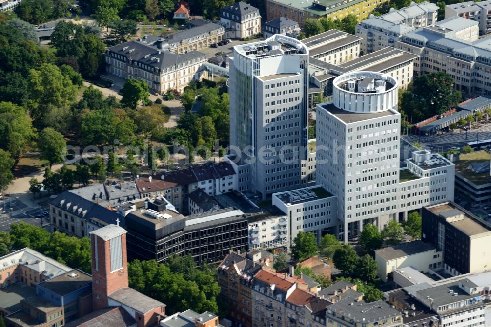 Aerial image Offenbach am Main - Office building der HypoVereinsbank on Berliner Strasse in Offenbach am Main in the state Hesse