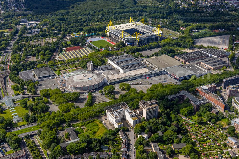 Dortmund from above - Office building Office Park on street Harnackstrasse - Rheinlanddamm in the district Kreuzviertel in Dortmund at Ruhrgebiet in the state North Rhine-Westphalia, Germany