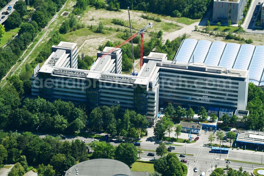 München from above - Office building OLYMPIA BUSINESS CENTER on street Georg-Brauchle-Ring in the district Moosach in Munich in the state Bavaria, Germany