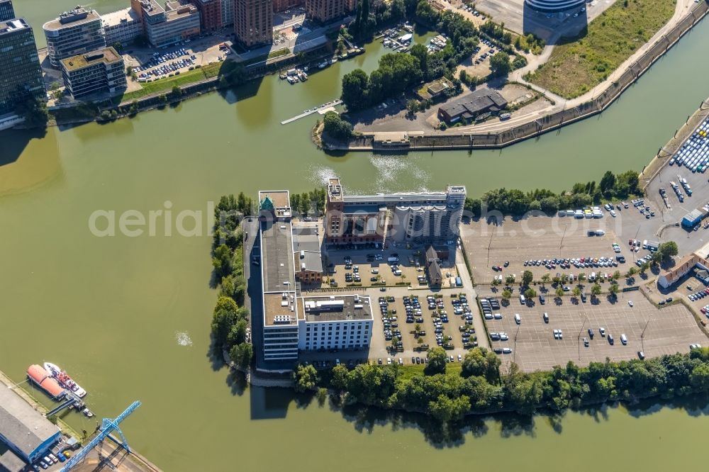 Aerial image Düsseldorf - Office building on Plange Muehle in the district Hafen in Duesseldorf at Ruhrgebiet in the state North Rhine-Westphalia, Germany