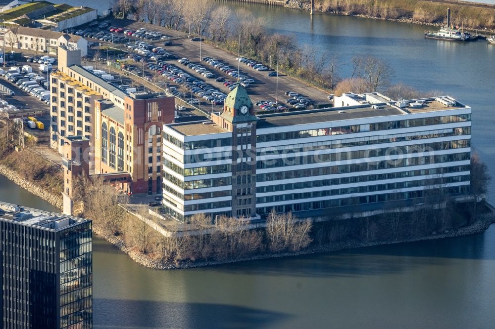 Aerial image Düsseldorf - Office building on Plange Muehle in the district Hafen in Duesseldorf at Ruhrgebiet in the state North Rhine-Westphalia, Germany