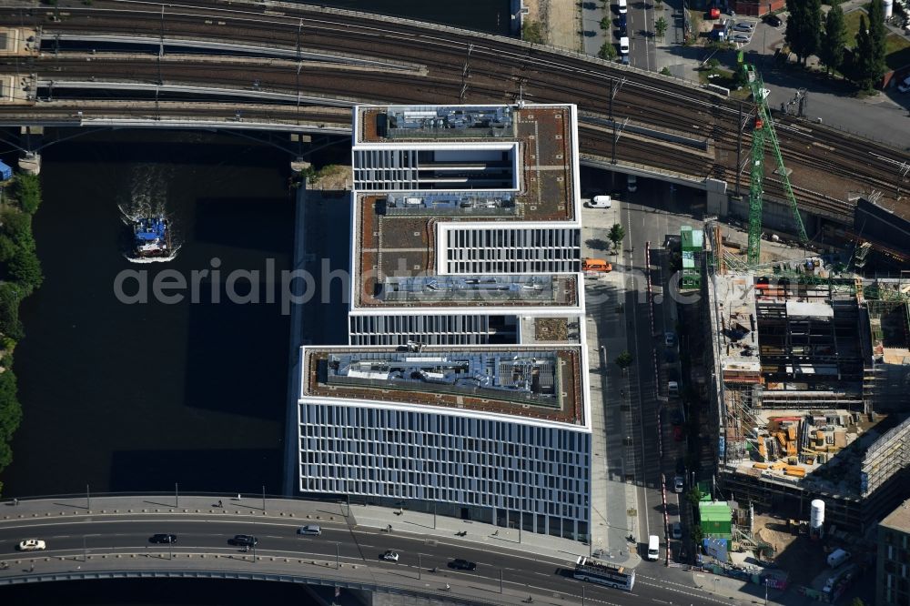 Aerial photograph Berlin - Office building PricewaterhouseCoopers AG am Kapelle-Ufer in Berlin