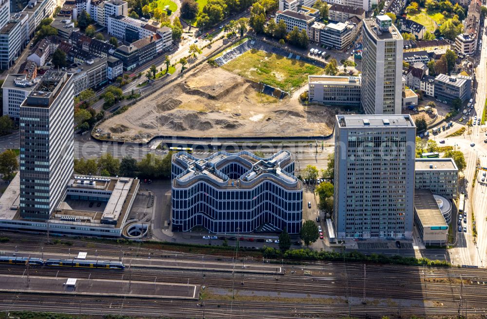 Essen from the bird's eye view: Office building der DB Schenker Logistics in the district Suedviertel in Essen at Ruhrgebiet in the state North Rhine-Westphalia