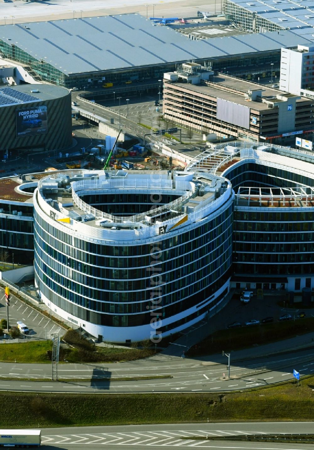 Aerial image Stuttgart - Office building Sky Loop in Stuttgart in the state Baden-Wurttemberg, Germany