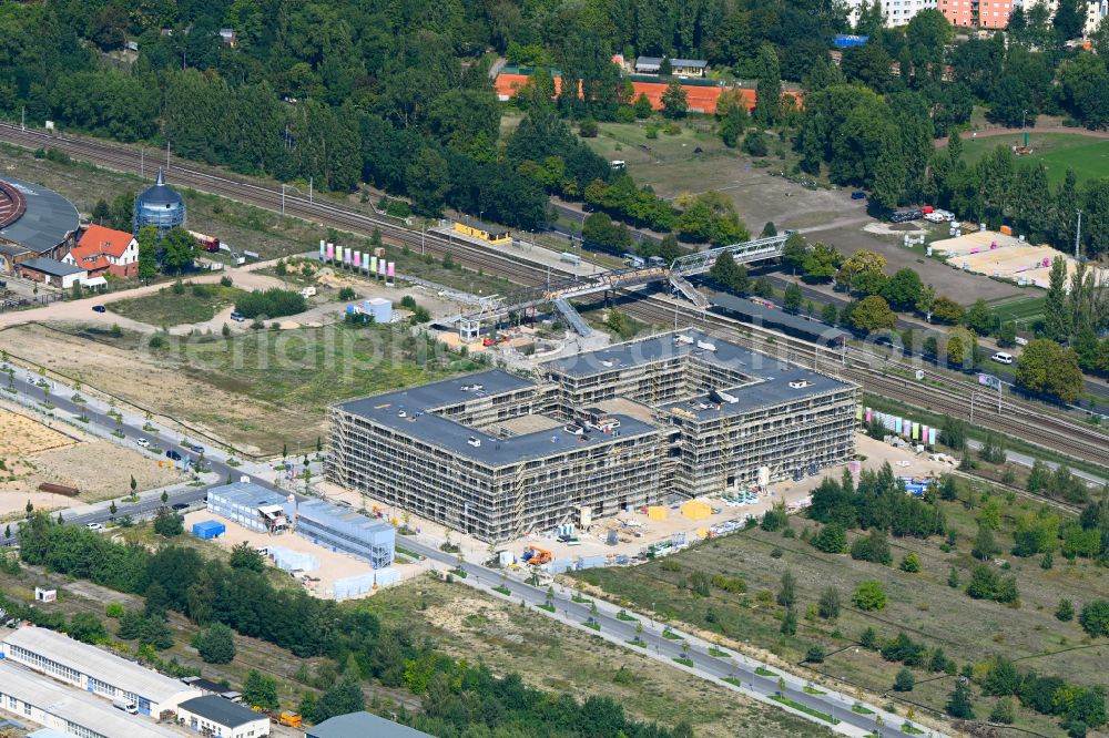 Berlin from the bird's eye view: Office building Square 1 on street Wagner-Regeny-Allee - Benno-Koenig-Strasse in the district Johannisthal in Berlin, Germany