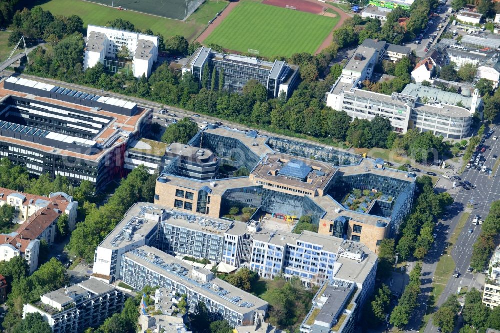 Aerial photograph München - Office building of Stadtsparkasse Muenchen in Munich in the state of Bavaria. The architectural distinct building is located amidst residential and office buildings