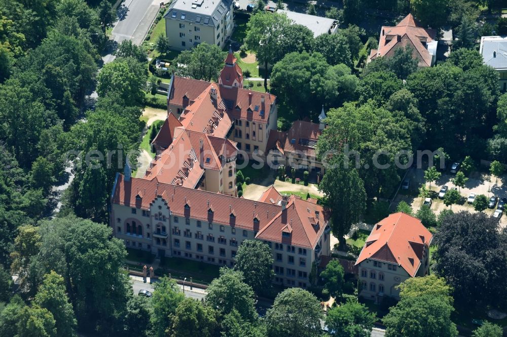 Aerial photograph Potsdam - Office building of Sundance Dentaltechnik GmbH Am Neuen Garten corner Leistikowstrasse in Potsdam in the state Brandenburg, Germany