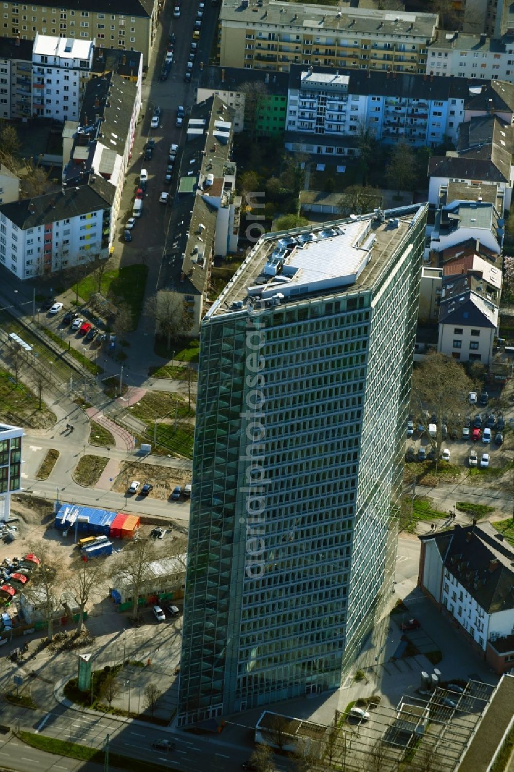 Aerial photograph Mannheim - Office building Victoria Turm in the district Lindenhof in Mannheim in the state Baden-Wurttemberg, Germany