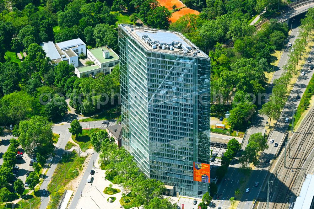 Aerial image Mannheim - Office building Victoria Turm in the district Lindenhof in Mannheim in the state Baden-Wurttemberg, Germany