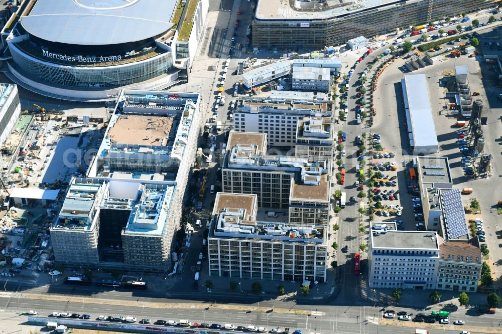 Berlin from the bird's eye view: Office building of Zalando SE on Tamara-Danz-Strasse - Muehlenstrasse in Berlin, Germany