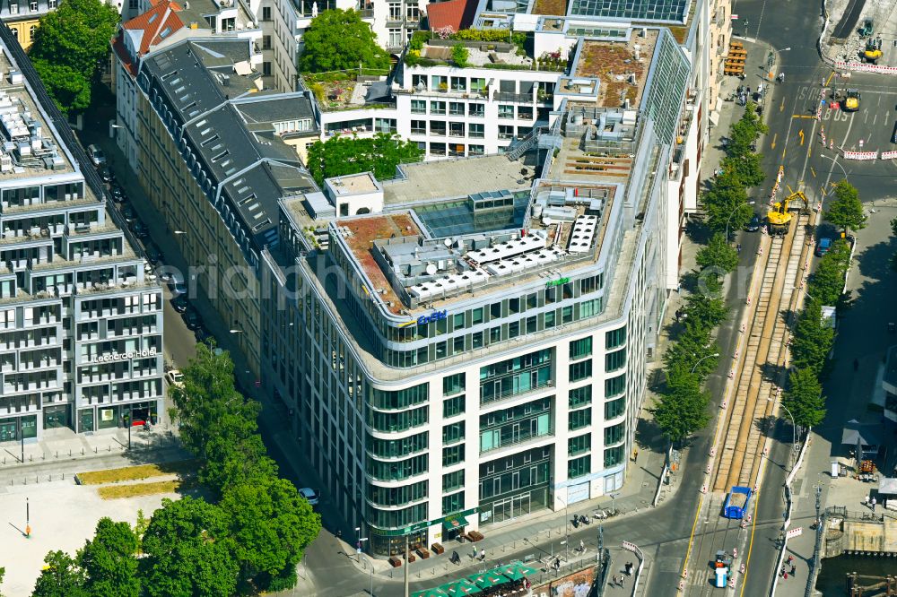 Aerial photograph Berlin - Office building of the administration and commercial building on the street Schiffbauerdamm - Am Zirkus - Friedrichstrasse in the district Mitte in Berlin, Germany