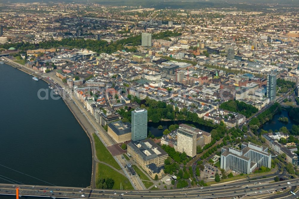 Aerial image Düsseldorf - Office building on Mannesmannufer on shore of rhine in the district Carlstadt in Duesseldorf in the state North Rhine-Westphalia, Germany