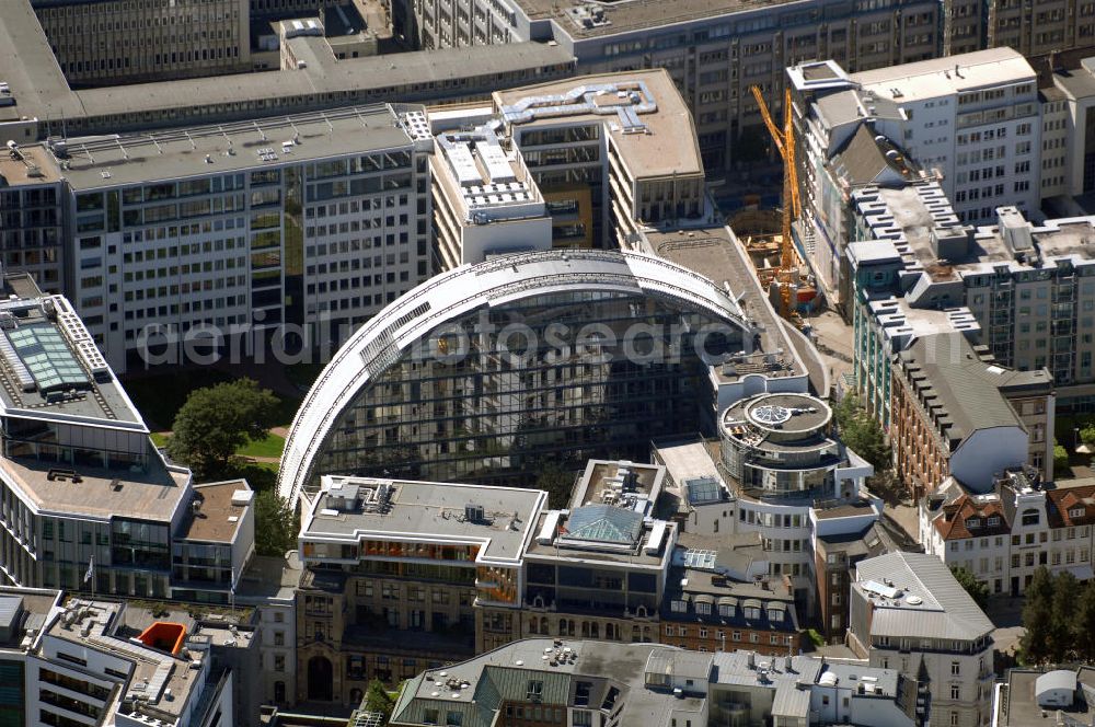 Aerial photograph Hamburg - Blick in die ABC-Strasse, die älteste Strasse Hamburgs im Stadtteil Neustadt. Das halbrund Bürogebäude ist der Sitz der Google Germany GmbH. Kontakt: ABC-Strasse 19, 20354 Hamburg, Tel: +49(0)40 808179 000, Fax: +49(0)40 4921919