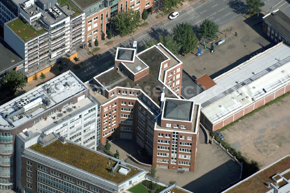 Aerial image Hamburg - Blick auf ein Büro- und Geschäftsgebäude in Hammerbrook, Süderstrasse 24. Ansprechpartner: CORPUS SIREO, Asset Management GmbH, An der Welle 3, 60322 Frankfurt am Main, Tel. +49(0)69 48005 0, Fax +49(0)69 48005 102, Email: frankfurt@corpussireo.com