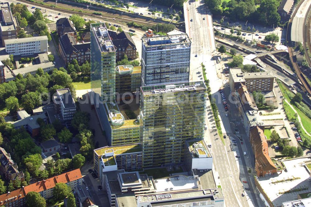 Aerial photograph Hamburg - Blick auf Büro- und Geschäftsgebäude in Sankt Georg, Anschrift: Beim Strohhause 17-31. Ansprechpartner: CORPUS SIREO, Asset Management GmbH, An der Welle 3, 60322 Frankfurt am Main, Tel. +49(0)69 48005 0, Fax +49(0)69 48005 102, Email: frankfurt@corpussireo.com