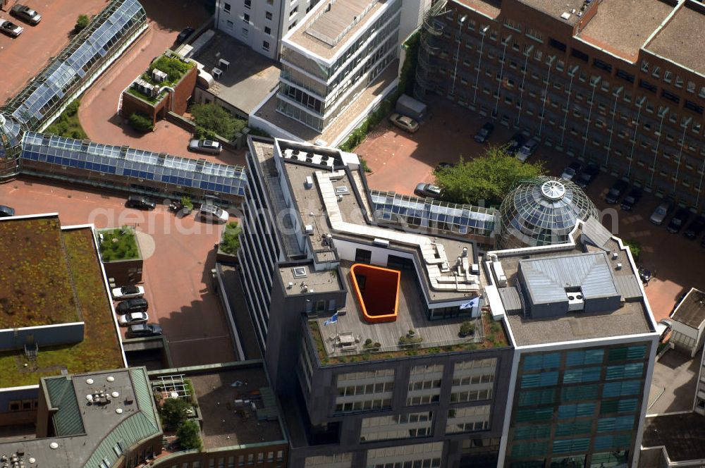 Hamburg from above - Company headquarters of the issuing house Nordcapital and the shipping company E.R. Schiffahrt