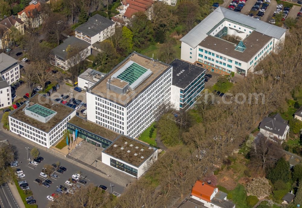 Unna from the bird's eye view: Office building of Kreisverwaltung Unna on Friedrich-Ebert-Strasse in Unna in the state North Rhine-Westphalia, Germany