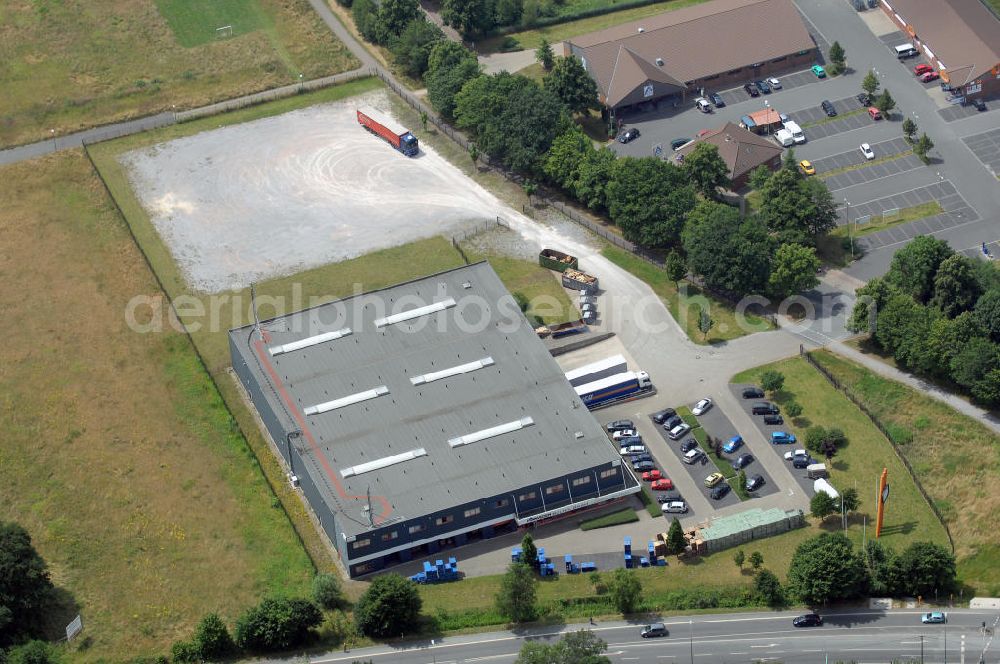 Aerial image Bergkamen - Rünthe - Bürogebäude mit Logistikzentrum der Finnveden Bulten GmbH, Industriestr. 20, 59192 Bergkamen-Rünthe, Tel. +49(0)2389 782-0, Fax +49(0)2389 782-43; Vermietung / Verwaltung: Unternehmensgruppe Markus Gerold, An der Vaerstbrücke 1, 59425 Unna, Tel. +49(0)2303 25036-26, Fax +49(0)2303 25036-27, E-Mail: info@markus-gerold.de