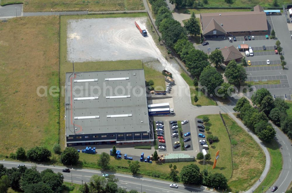 Aerial photograph Bergkamen - Rünthe - Bürogebäude mit Logistikzentrum der Finnveden Bulten GmbH, Industriestr. 20, 59192 Bergkamen-Rünthe, Tel. +49(0)2389 782-0, Fax +49(0)2389 782-43; Vermietung / Verwaltung: Unternehmensgruppe Markus Gerold, An der Vaerstbrücke 1, 59425 Unna, Tel. +49(0)2303 25036-26, Fax +49(0)2303 25036-27, E-Mail: info@markus-gerold.de