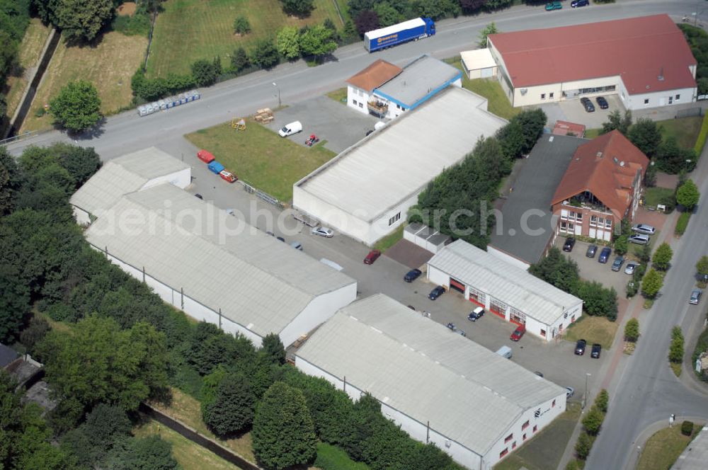 Aerial photograph Kamen - Herren - Bürogebäude und Produktionshallen im Gewerbegebiet Südfeld / Widestrasse. Adresse: Südfeld, 59174 Kamen-Heeren; Vermietung / Verwaltung: Unternehmensgruppe Markus Gerold, An der Vaerstbrücke 1, 59425 Unna, Tel. +49(0)2303 25036-26, Fax +49(0)2303 25036-27, E-Mail: info@markus-gerold.de