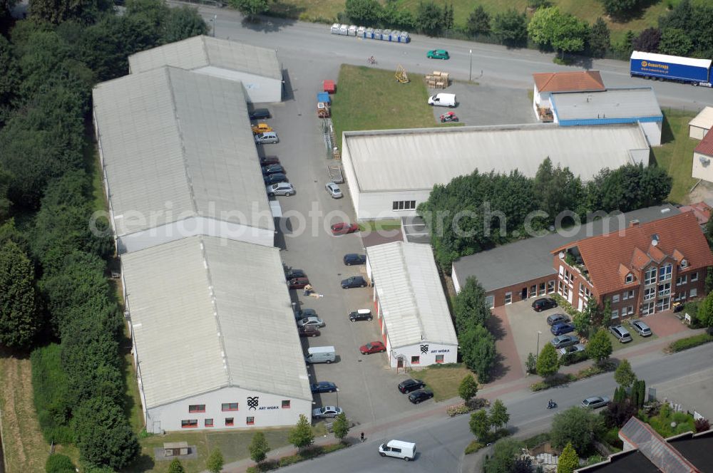 Aerial photograph Kamen - Herren - Bürogebäude und Produktionshallen im Gewerbegebiet Südfeld / Widestrasse. Adresse: Südfeld, 59174 Kamen-Heeren; Vermietung / Verwaltung: Unternehmensgruppe Markus Gerold, An der Vaerstbrücke 1, 59425 Unna, Tel. +49(0)2303 25036-26, Fax +49(0)2303 25036-27, E-Mail: info@markus-gerold.de