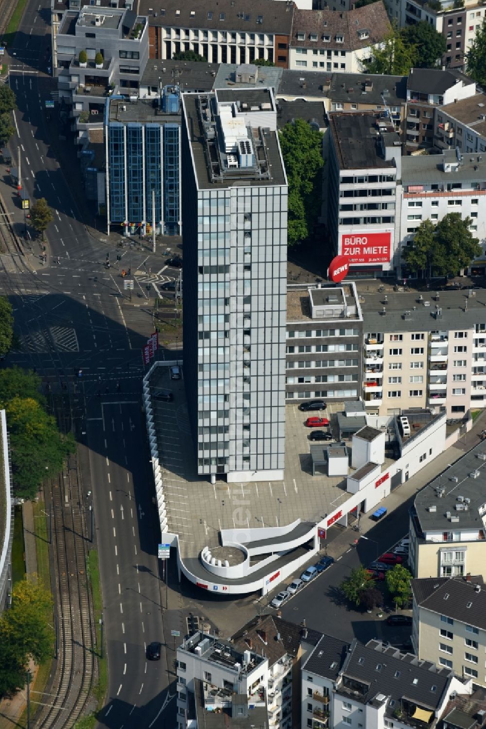 Köln from the bird's eye view: Office building on Salierring corner Trierer Strasse in Cologne in the state North Rhine-Westphalia, Germany