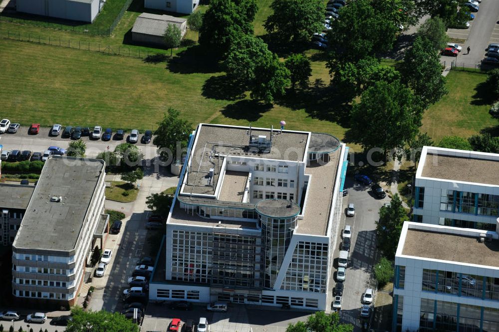 Schönefeld from the bird's eye view: Bürogebäude an der Mittelstraße 7 in Schönefeld / Brandenburg. Office building at the street Mittelstraße in Schoenefeld.